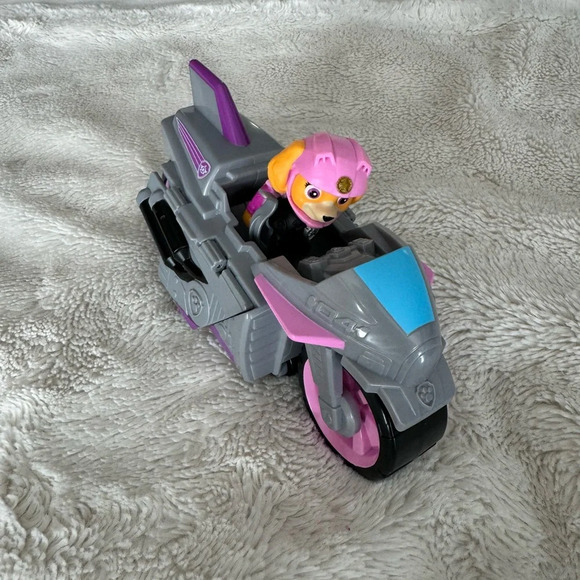 Paw Patrol Skye and Bike - Picture 1 of 7